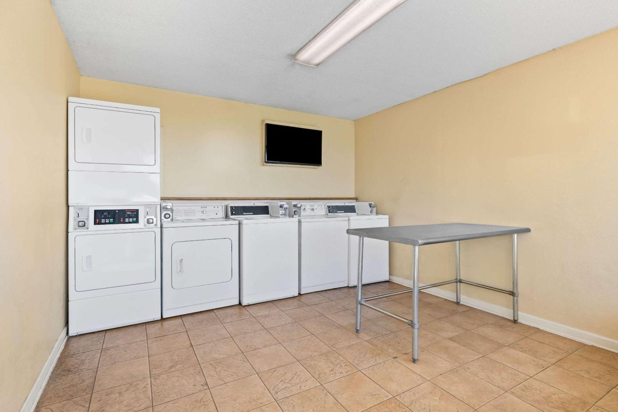 Quality Inn Morgan City Bagian luar foto